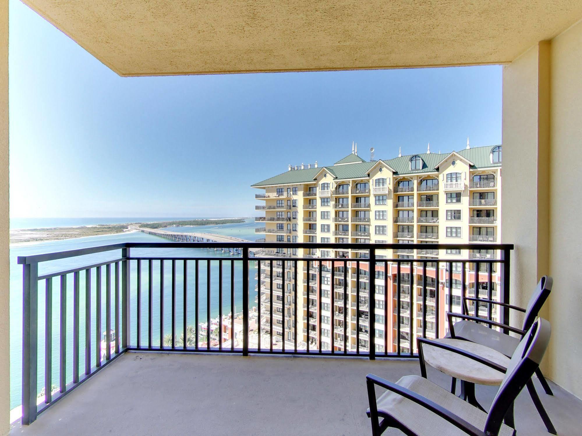 Emerald Grande Condominiums At Harborwalk Village Destin Exterior foto