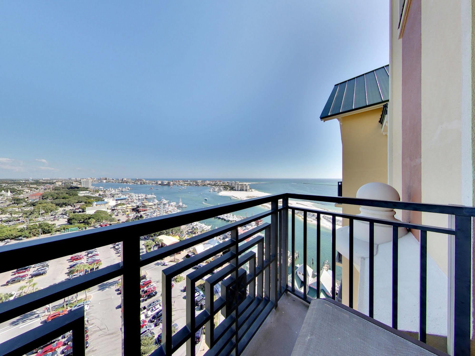 Emerald Grande Condominiums At Harborwalk Village Destin Exterior foto