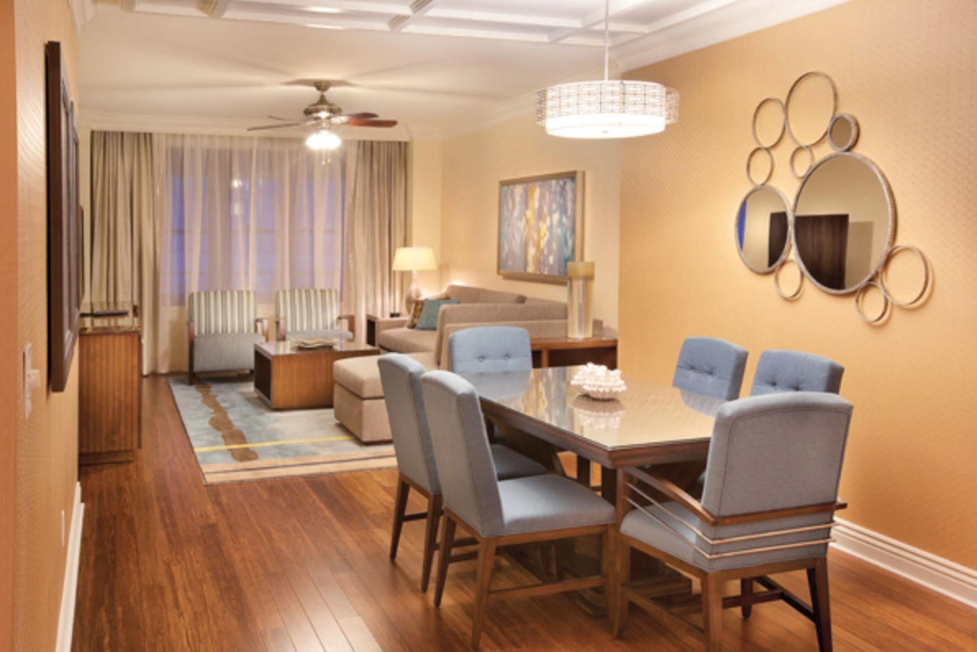 Emerald Grande Condominiums At Harborwalk Village Destin Exterior foto