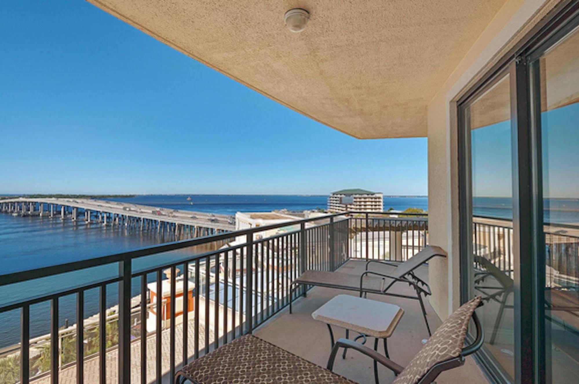 Emerald Grande Condominiums At Harborwalk Village Destin Exterior foto
